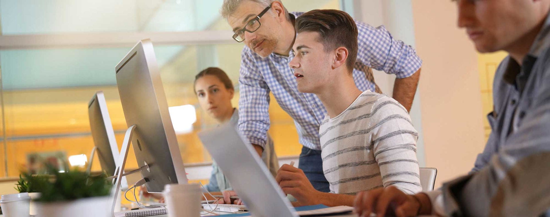 LGI Digital - Immediate equipment programme for schools